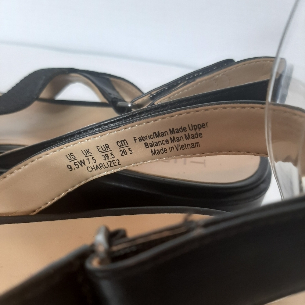 Naturalizer 9.5 Wide Charlize Platform San - image 4